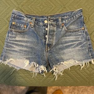 Levi 501 Shorts Size 27